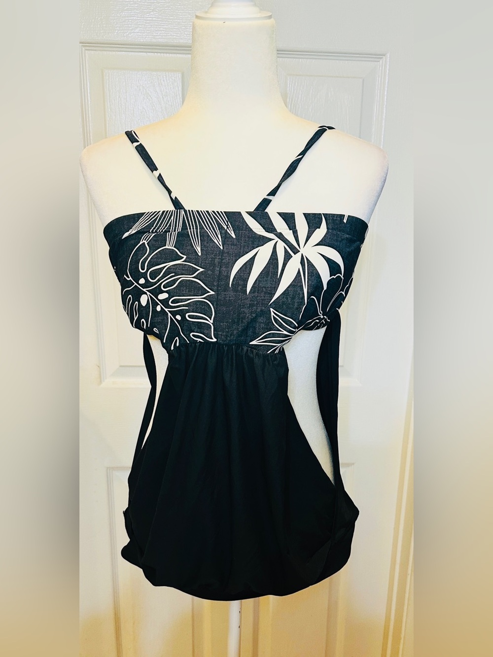 Carve Designs Black and White Tropical Beachwear Tankini  Swim Top XL
